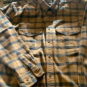 FILSON MENS heavy flannel shirt size large
